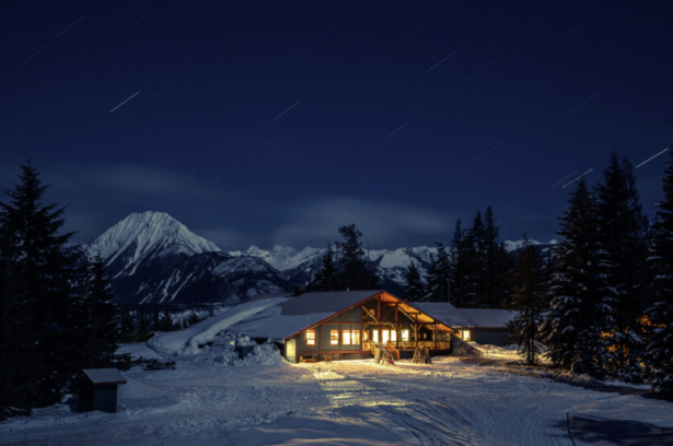 Selkirk Snow Lodge